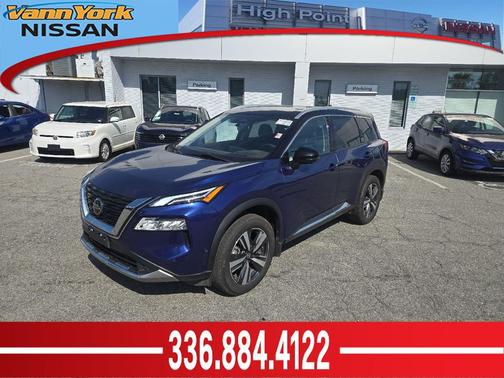 Caspian Blue Metallic/Super Black 2021 Nissan Rogue Platinum