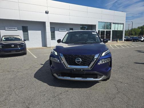 Caspian Blue Metallic/Super Black 2021 Nissan Rogue Platinum