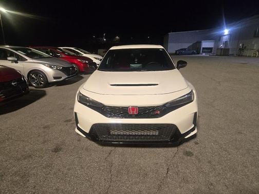 2025 Honda Civic Type R Base (M6)