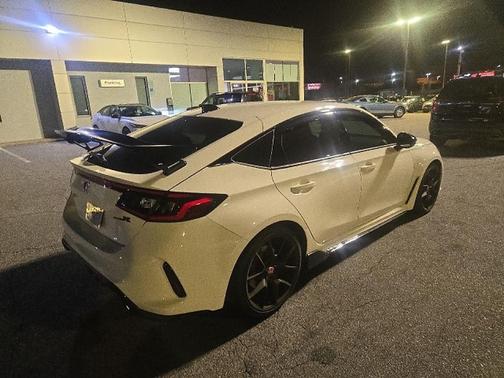 2025 Honda Civic Type R Base (M6)