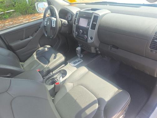 Glacier White 2020 Nissan Frontier PRO-4X