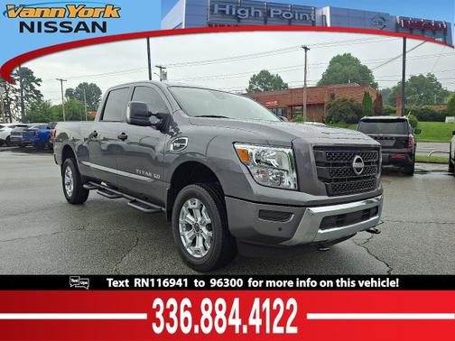 2024 Nissan Titan XD SV