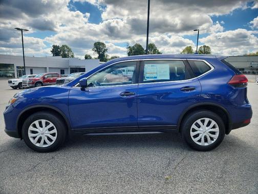 Caspian Blue Metallic 2019 Nissan Rogue S