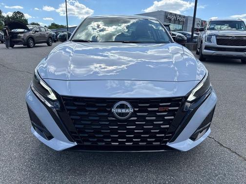 BOULDER GRY PRL 2026 Nissan Altima SR FWD