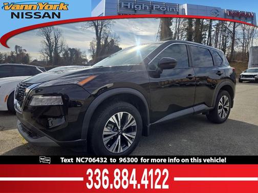 2022 Nissan Rogue SV