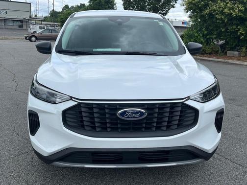 Oxford White 2024 Ford Escape Active
