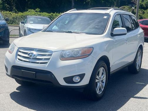 Pearl White 2010 Hyundai SANTA FE SE