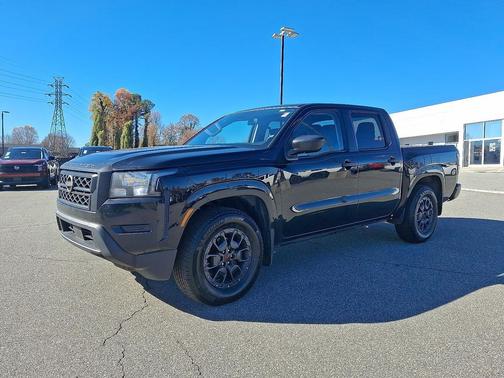 2022 Nissan Frontier S