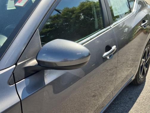 Gun Metallic 2024 Nissan Sentra SV