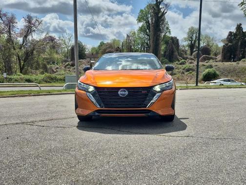 MONARCH ORANGE METALLIC 2025 Nissan Sentra SR