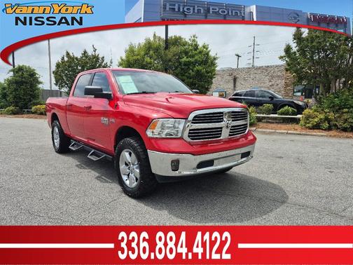 Flame Red Clearcoat 2019 RAM 1500 Big Horn