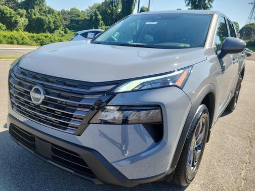 Boulder Gry Prl 2026 Nissan Rogue SV
