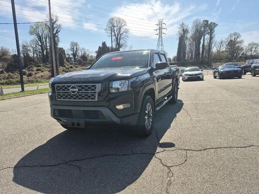 2022 Nissan Frontier SV