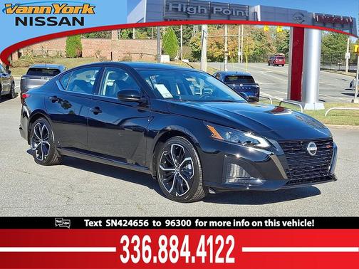 2025 Nissan Altima SR FWD