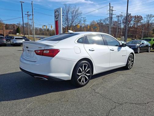 2023 Chevrolet Malibu FWD RS