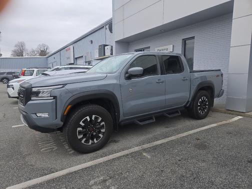 2024 Nissan Frontier PRO-4X