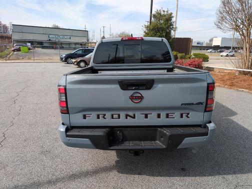 2024 Nissan Frontier PRO-4X