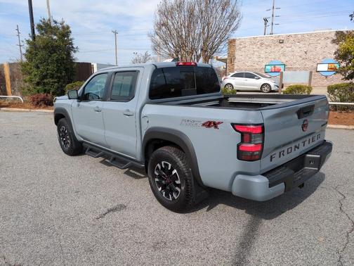 2024 Nissan Frontier PRO-4X