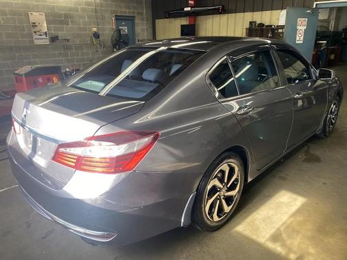 2017 Honda Accord EX