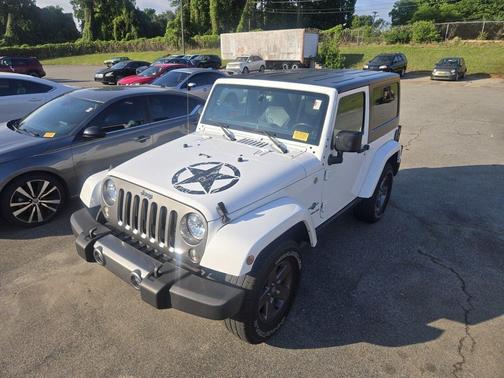 Bright White Clearcoat 2015 Jeep Wrangler Freedom Edition