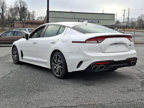 2022 Kia Stinger GT-Line