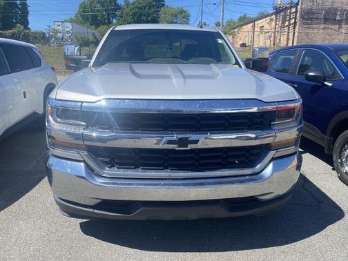 Silver Ice Metallic 2017 Chevrolet Silverado 1500 1LT