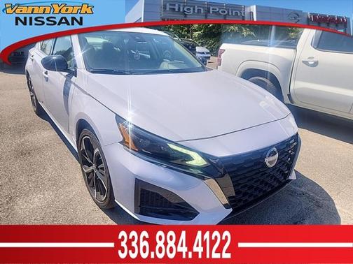 2024 Nissan Altima 2.5 SR