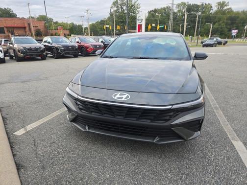 Amazon Gray 2025 Hyundai ELANTRA Sport