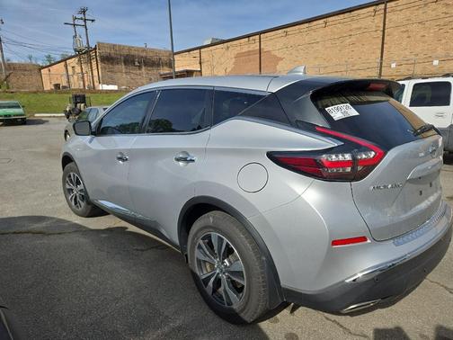 Brilliant Silver Metallic 2020 Nissan Murano S FWD