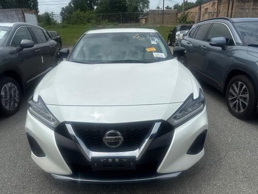2021 Nissan Maxima SV