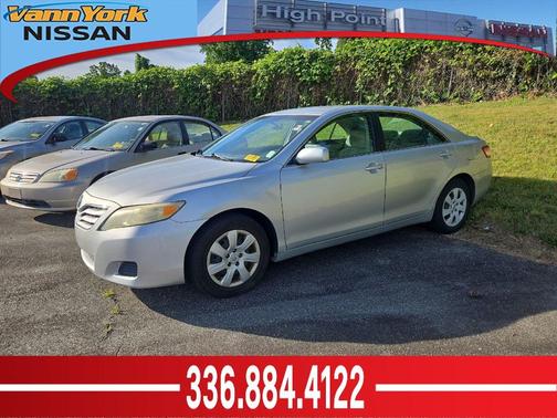 Classic Silver Metallic 2011 Toyota Camry Base