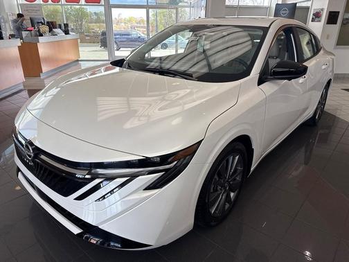 ASPEN WHT TRICO 2026 Nissan Sentra SL