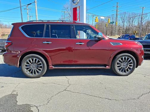 2023 Nissan Armada Platinum 4WD