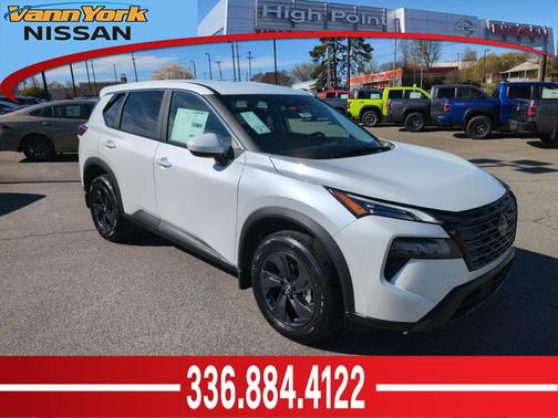 EVEREST WHT PRL 2026 Nissan Rogue SV
