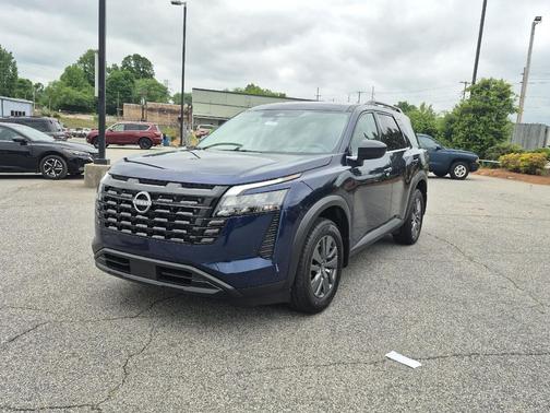 DP OCEAN BLU PR 2026 Nissan Pathfinder SV