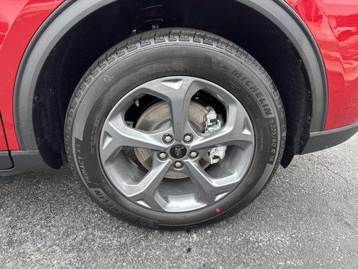 2026 Ford Escape ST-Line Select