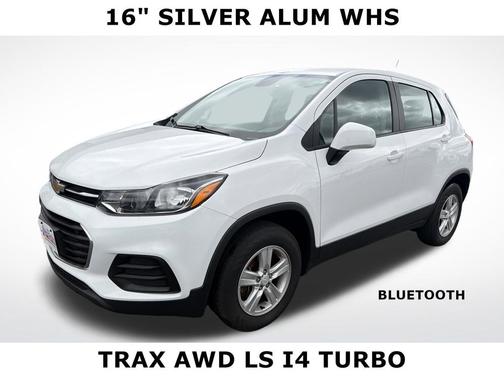 Summit White 2017 Chevrolet Trax LS