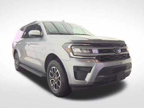 Iconic Silver Metallic 2024 Ford Expedition Max XLT