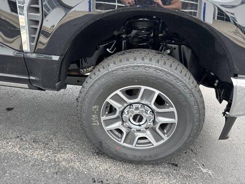 2026 Ford F-350 Lariat