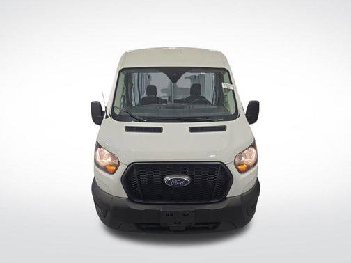 2022 Ford Transit-250 Base