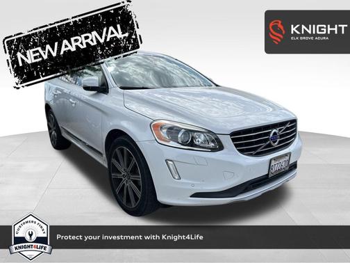 Ice White 2017 Volvo XC60 T5 Inscription
