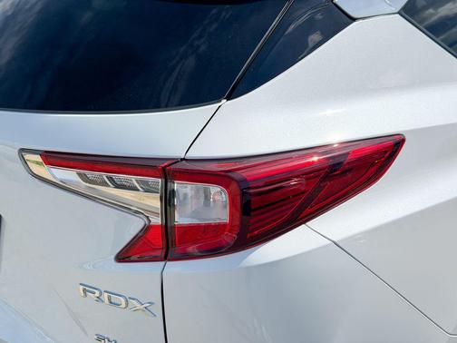 Platinum White 2026 Acura RDX Advance Package