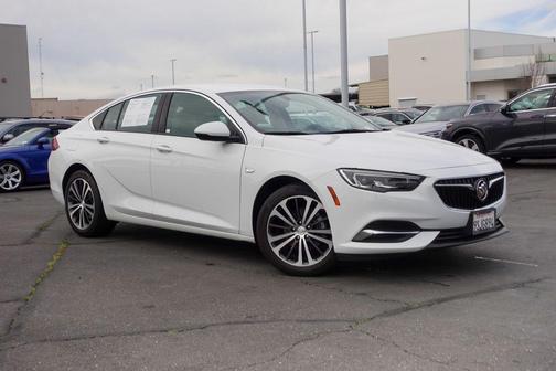 2019 Buick Regal Sportback FWD Preferred