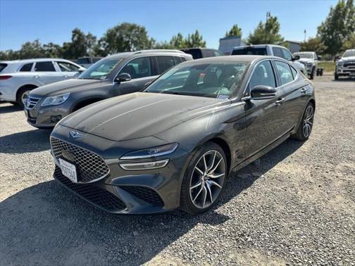 2023 Genesis G70 2.0T RWD