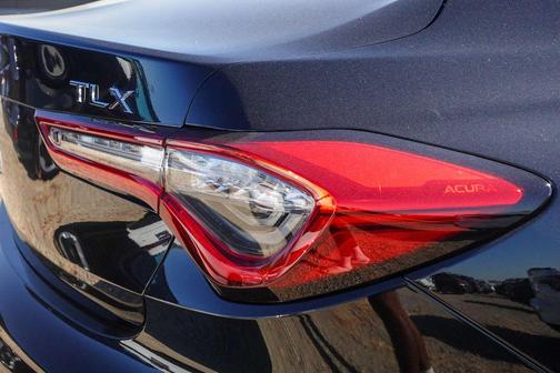 2025 Acura TLX Technology