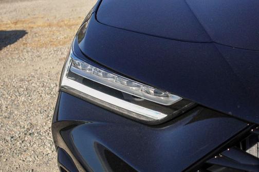 2025 Acura TLX Technology