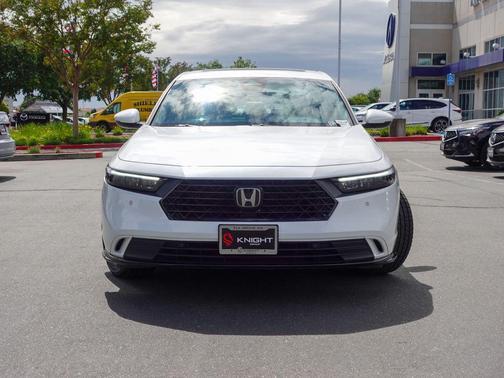 Platinum White Pearl 2024 Honda Accord Hybrid EX-L