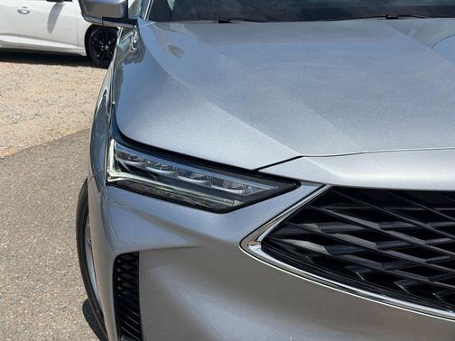 Solar Silver Metallic 2026 Acura MDX Standard