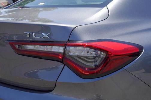 2025 Acura TLX Technology