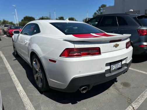 Summit White 2015 Chevrolet Camaro 2SS